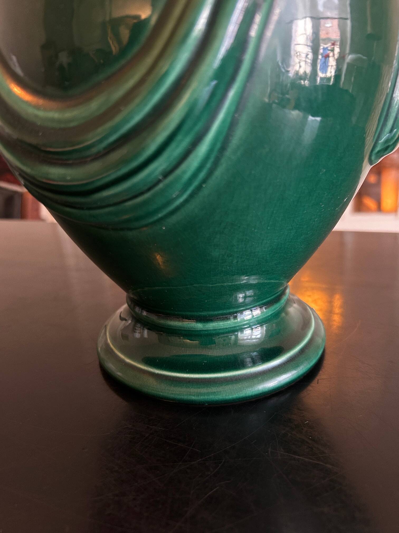 neo-classical ceramic lamp