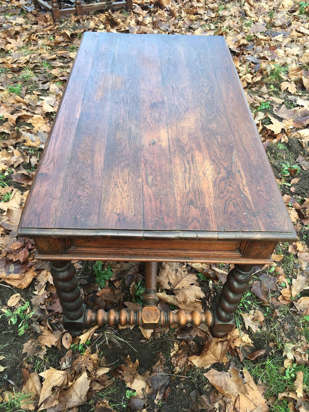 Louis XIII twisted farm table / Turned wooden desk