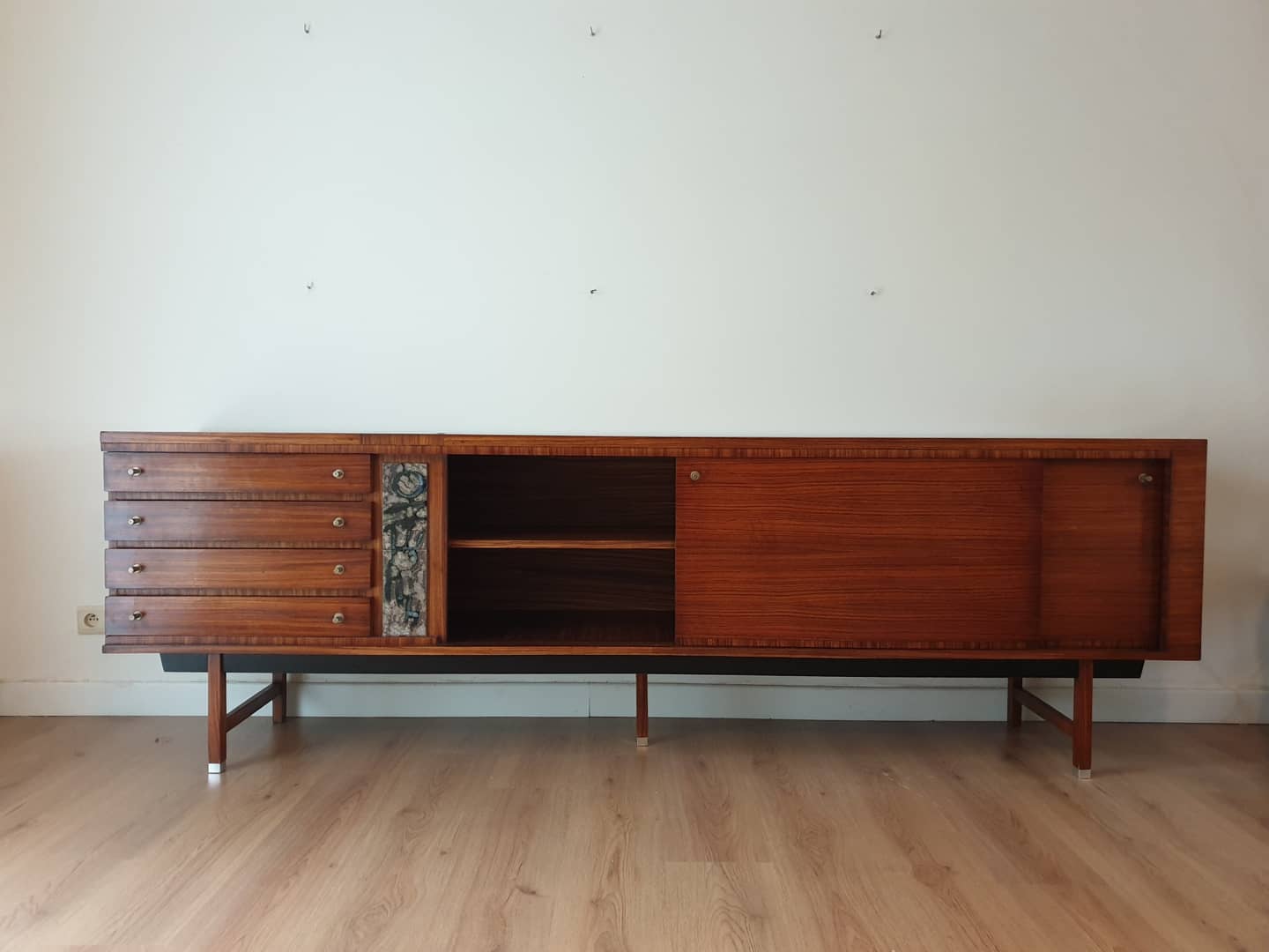 XL sideboard belgian design