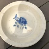 Service table 50 years cream digoin faience with blue rose decor