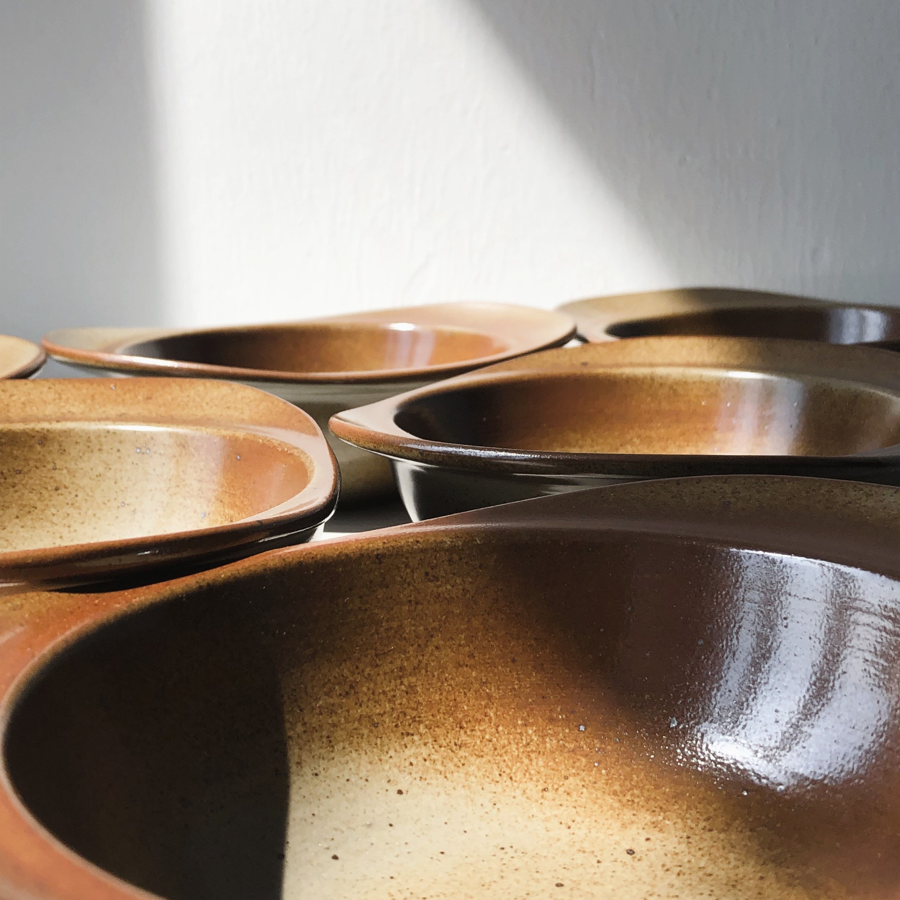 Set of 7 bowls with ears in spotted ceramic - TBE pyrite stoneware.
