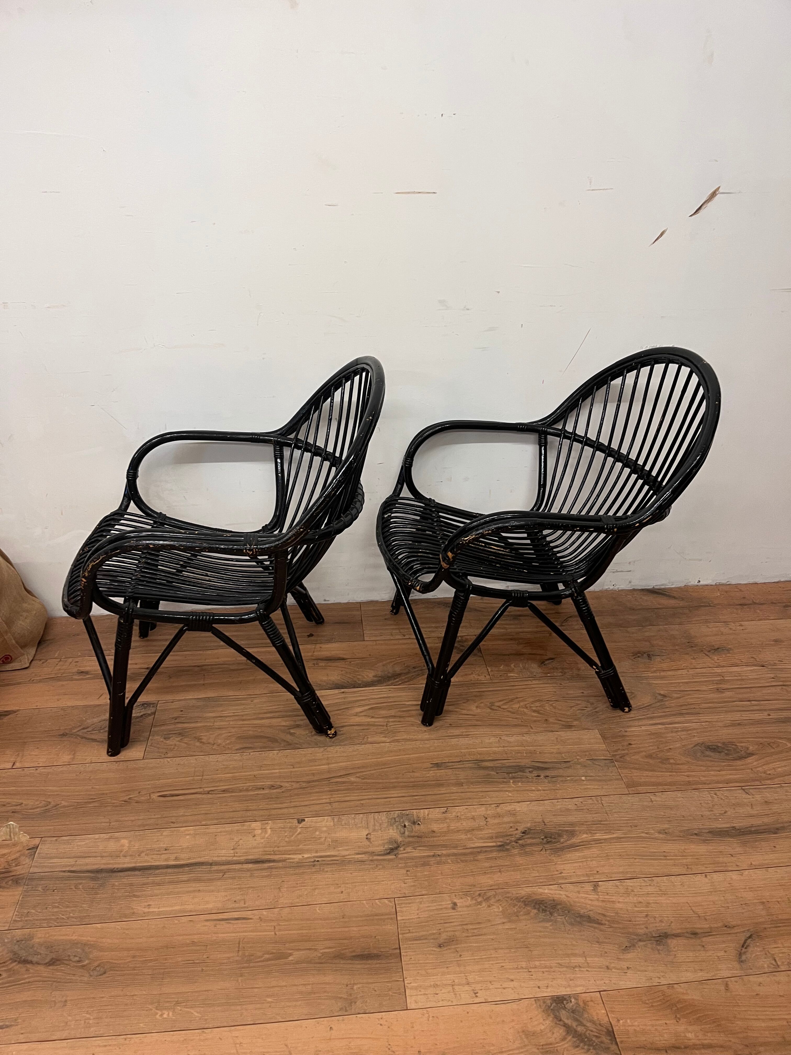 Paire de fauteuils en rotin vintage