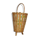 Bamboo tripod worker