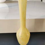Murano-style single-flower vase. Speckled in yellow tones. Height 28 cm