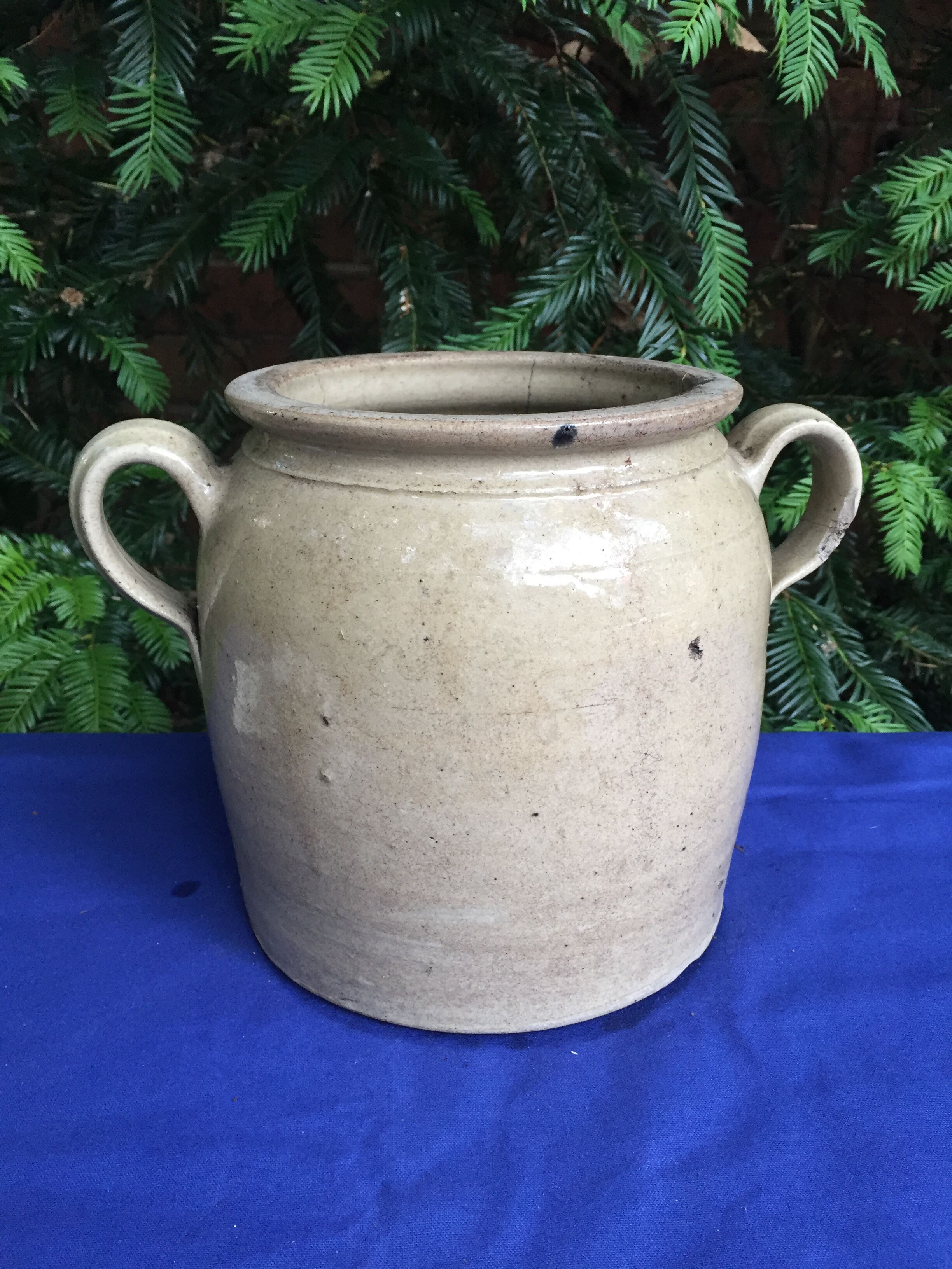 Glazed terracotta pot