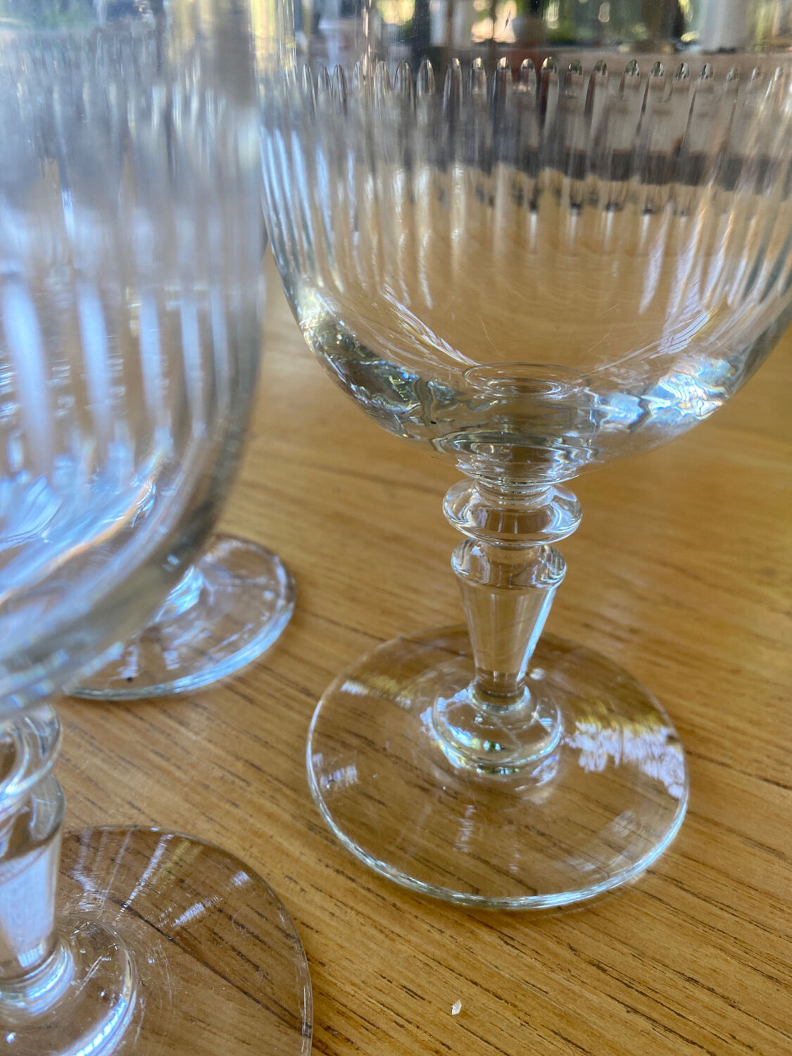 5 blown glass stemware