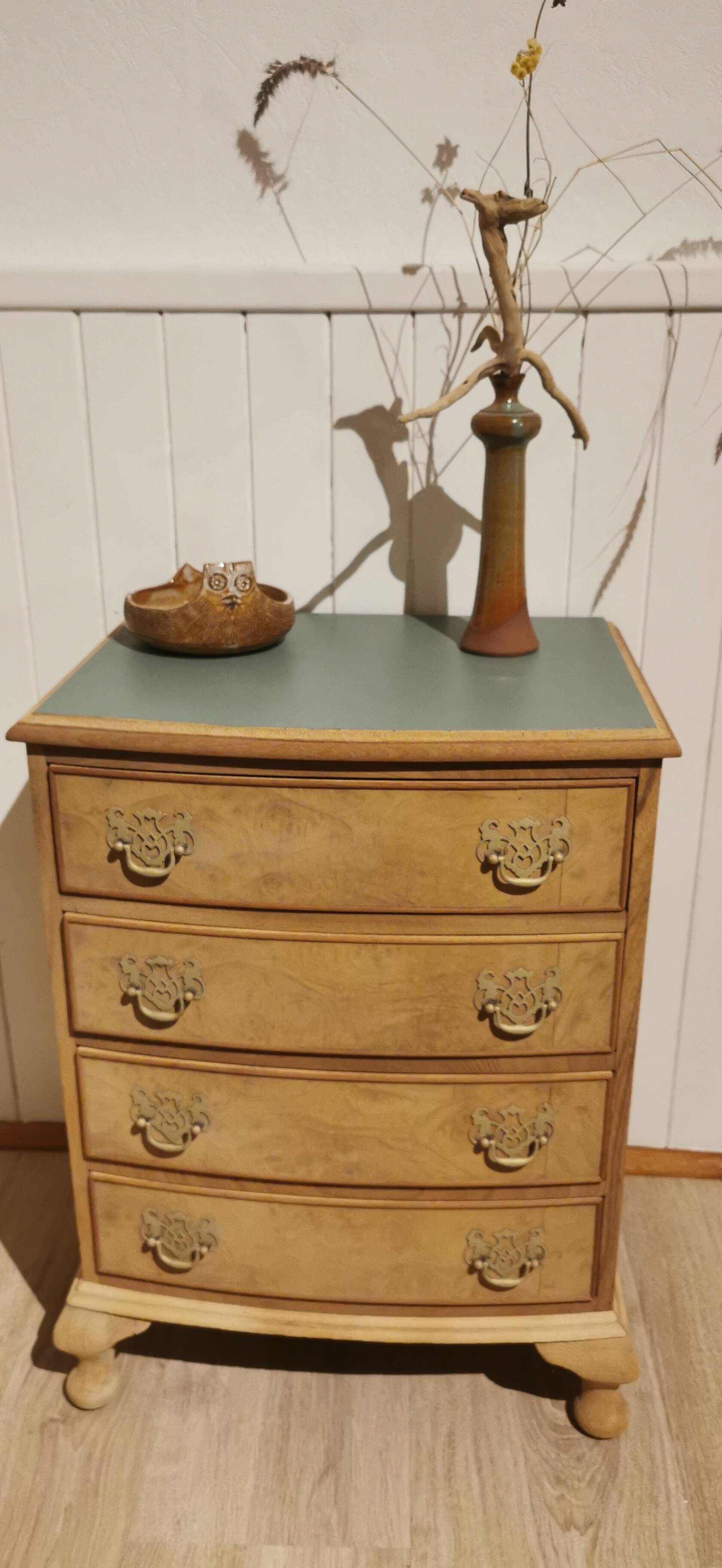 Small vintage commode sandblasted.