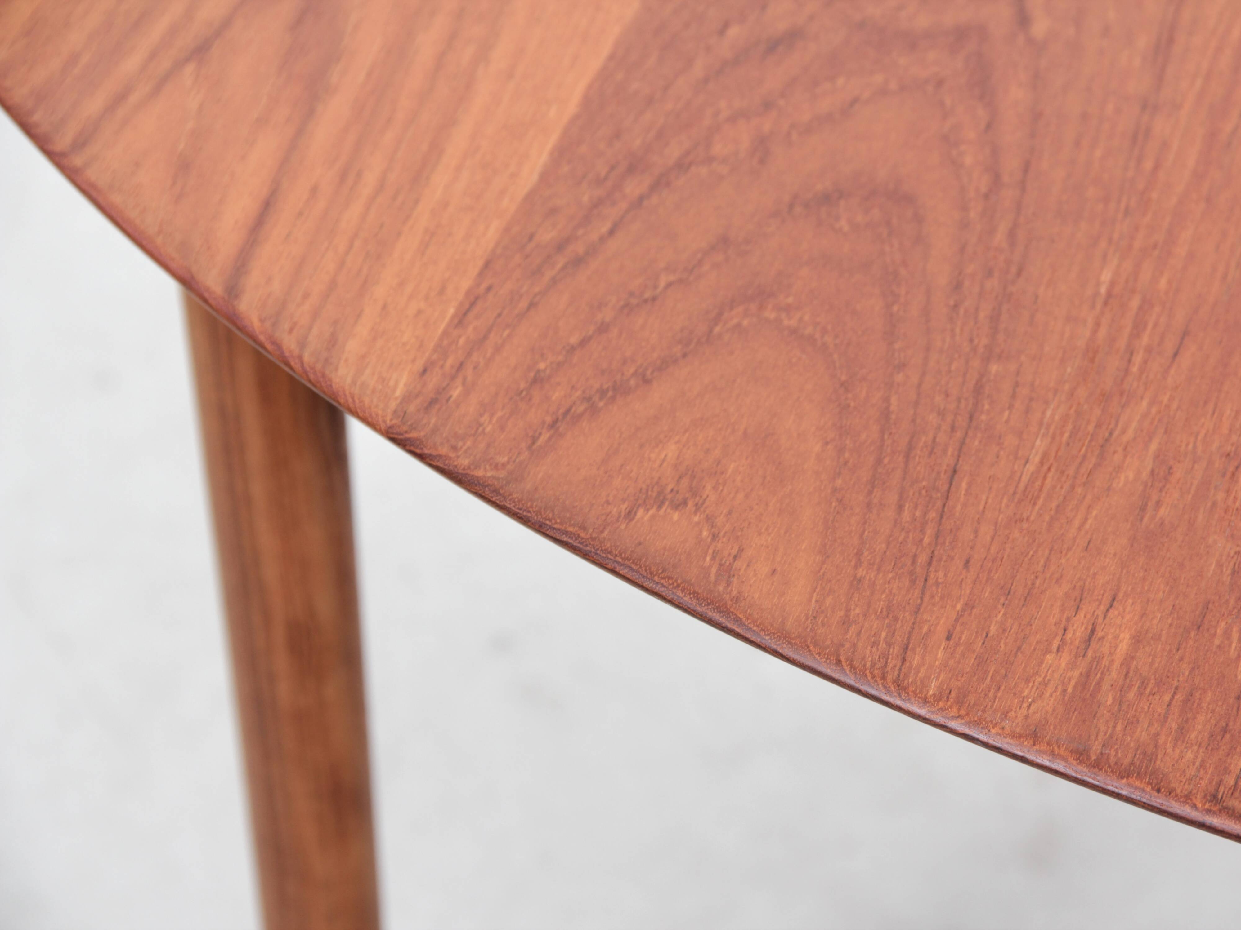 Scandinavian dining table in solid teak model 311