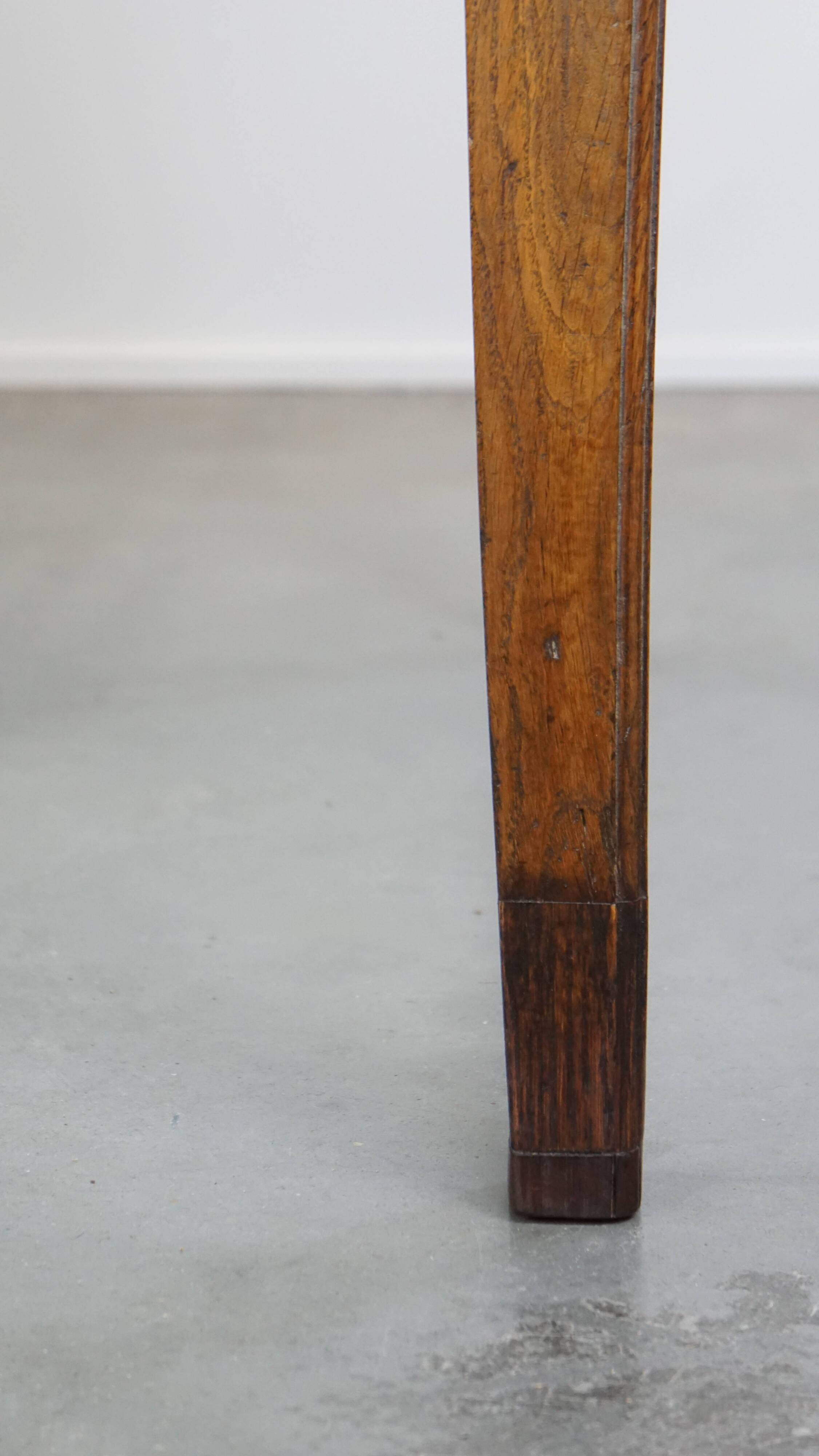 Antique French Oak Dining Table from the Early 19th Century with 2 Drawers