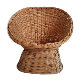 Children's basket chair in old braided rattan