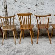 Série Lot de 7 anciennes chaises bistrot