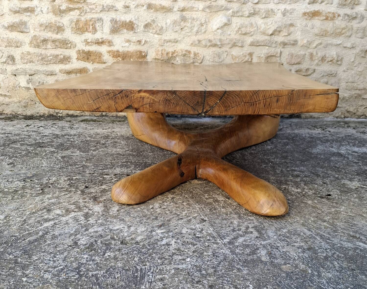 Brutalist coffee table 156x101
