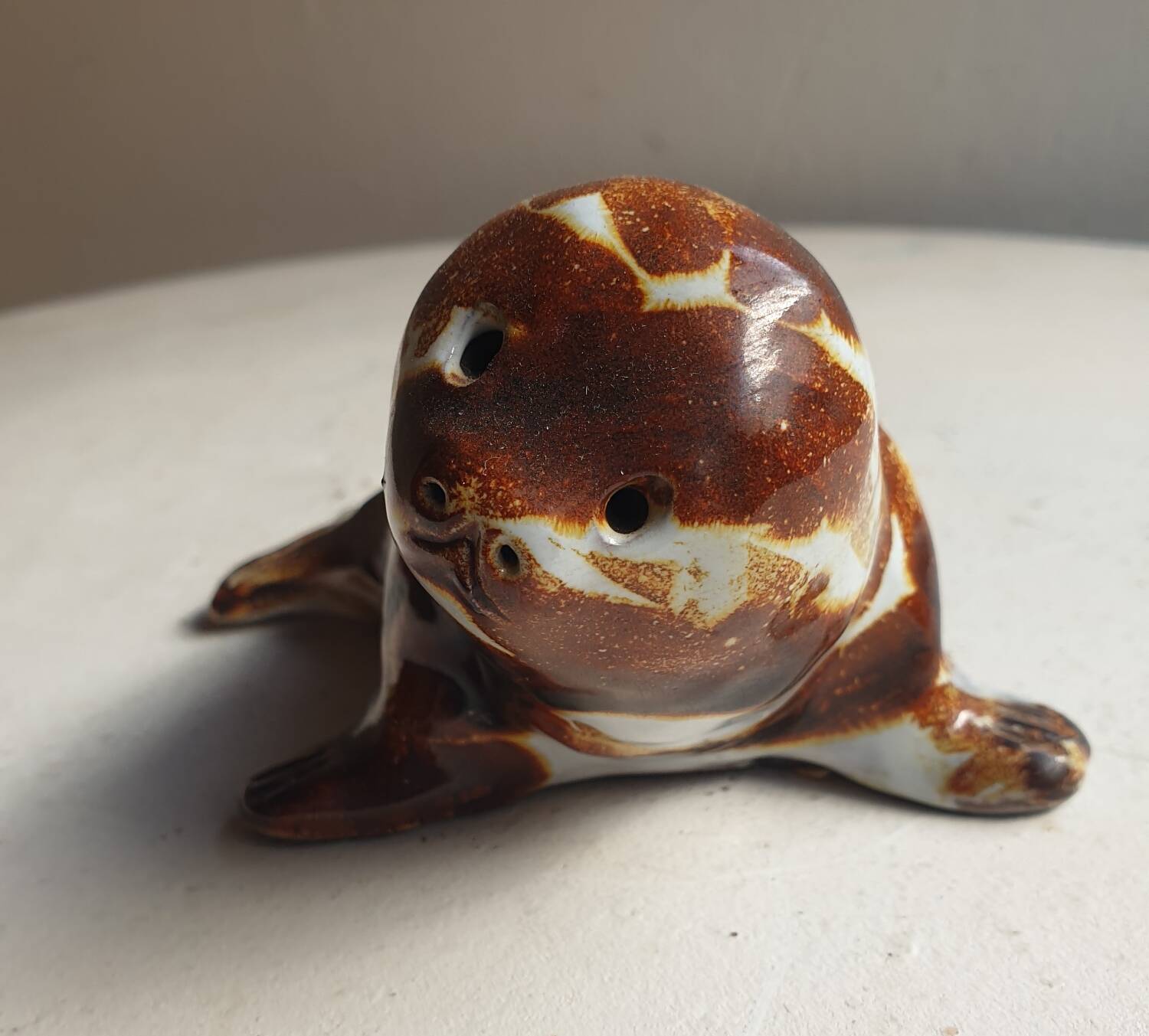 Vintage ceramic seal