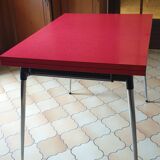 Extendable red formica table