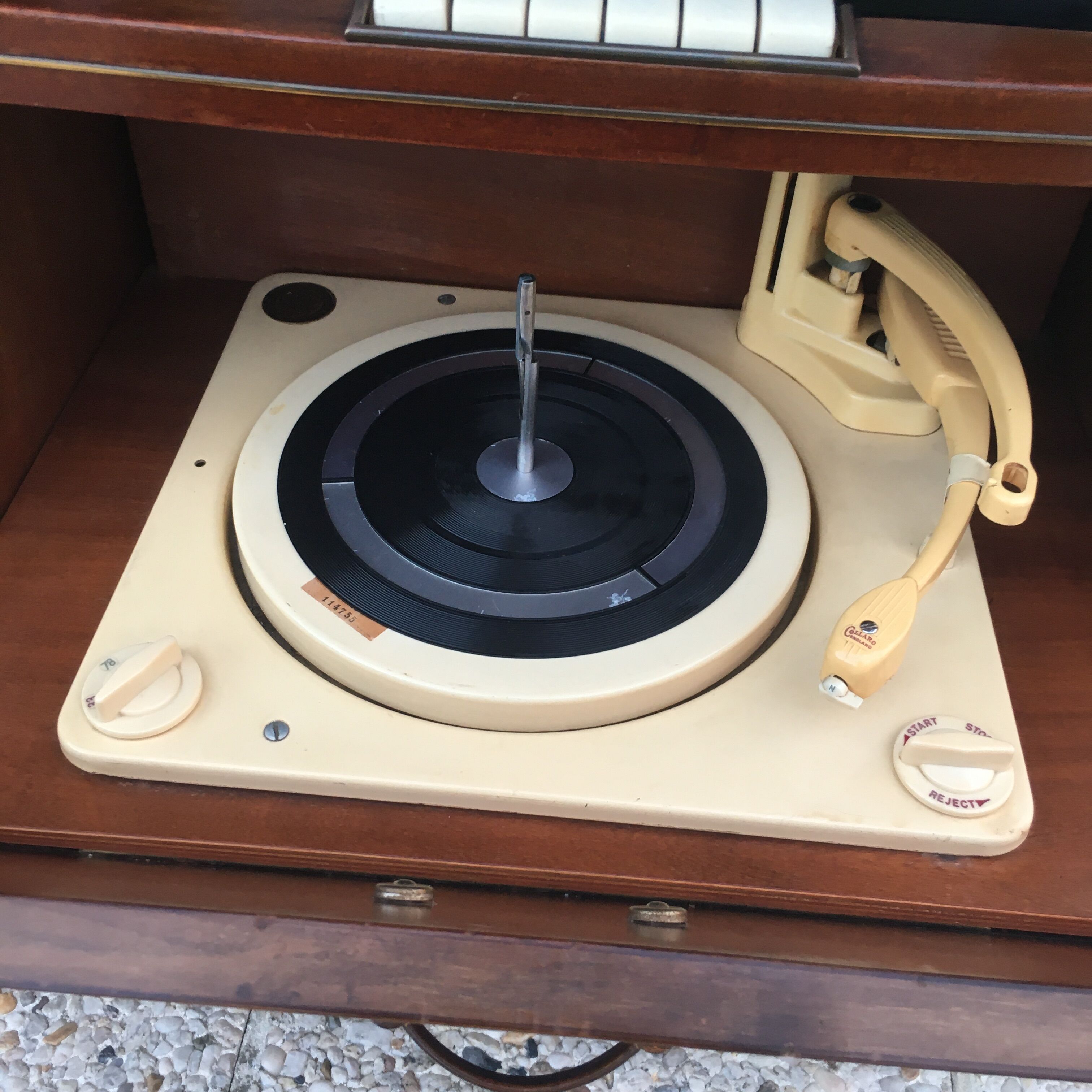 Colorado brand hi-fi cabinet