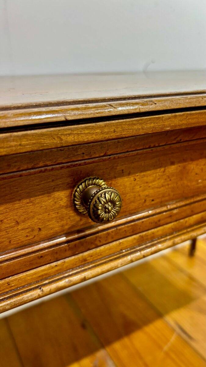 Paire de consoles de Style Louis XVI