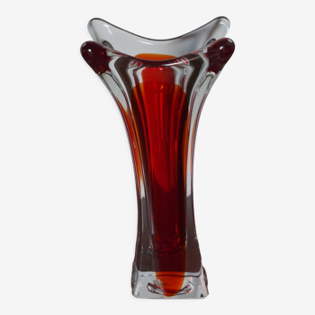 Red background color Murano vase
