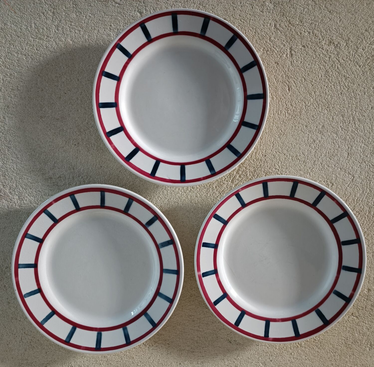 Three plates model Béarn