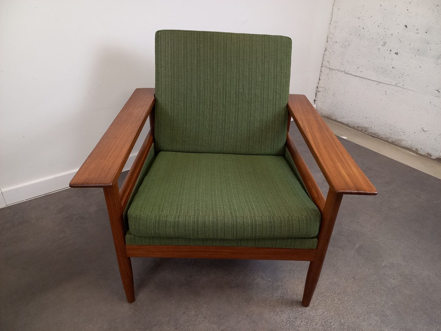 Paire de fauteuils scandinave