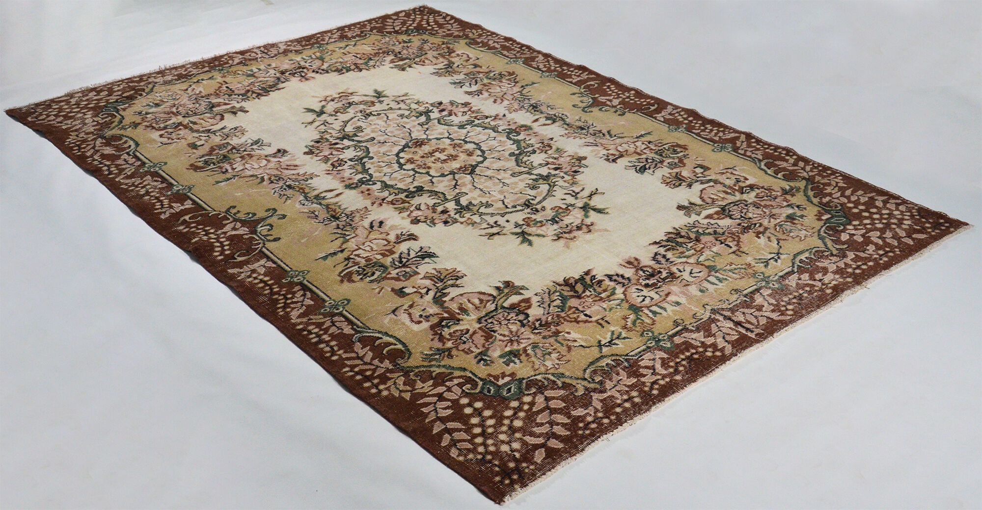 Anatolian handmade vintage rug 290 cm x 204 cm