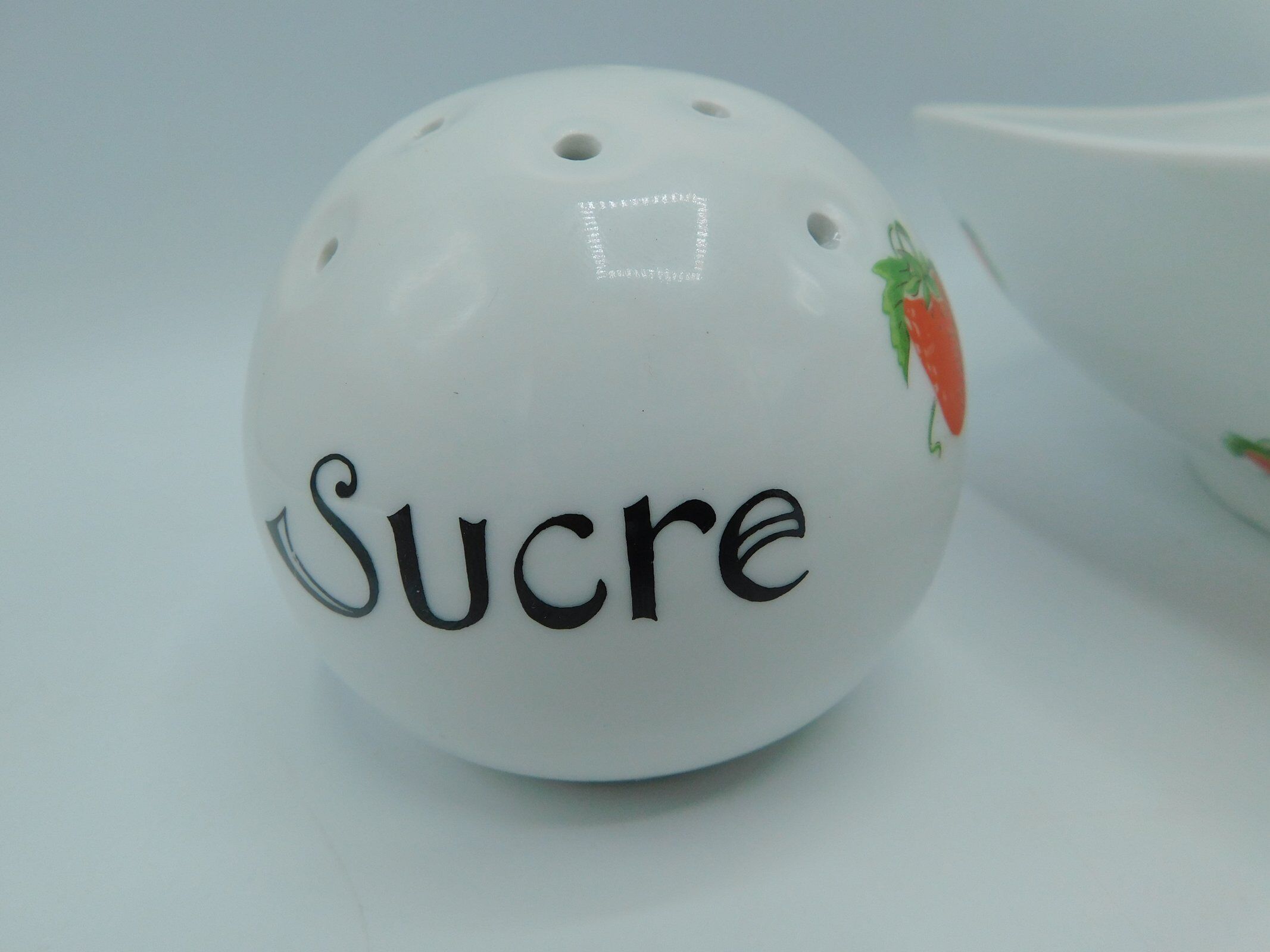 Strawberry service, Berry Porcelain