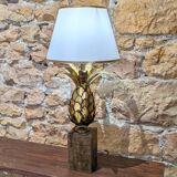 Pineapple lamp