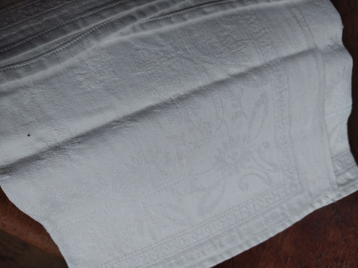 6 antique napkins in monogrammed cotton damask MR