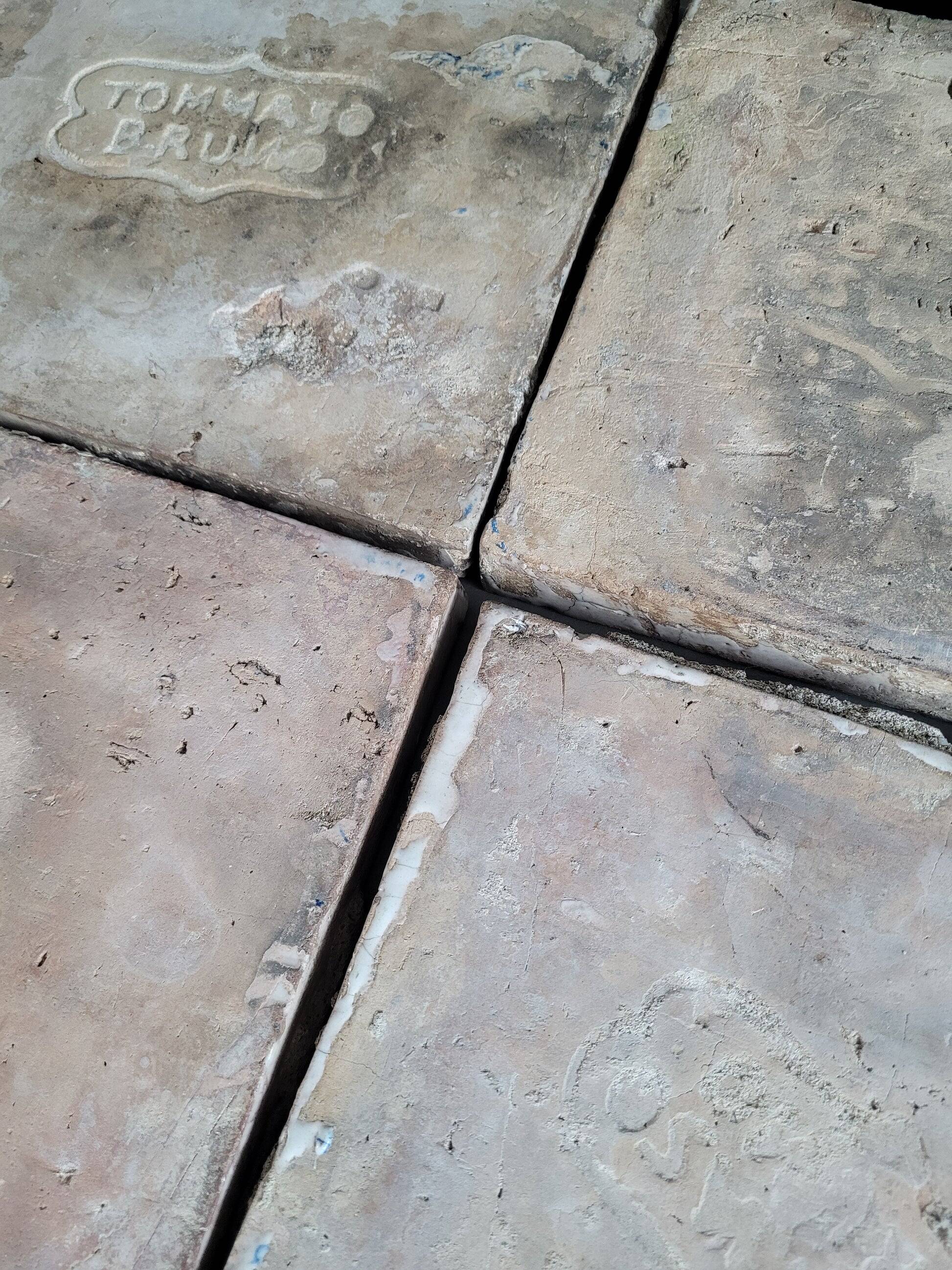 4 old Italian ceramic tiles - Tomasso Bruno