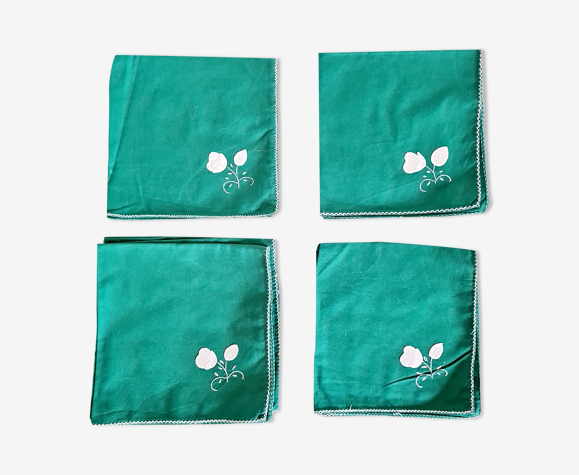 Lot de 8 serviettes vertes avec détails fleurs brodés