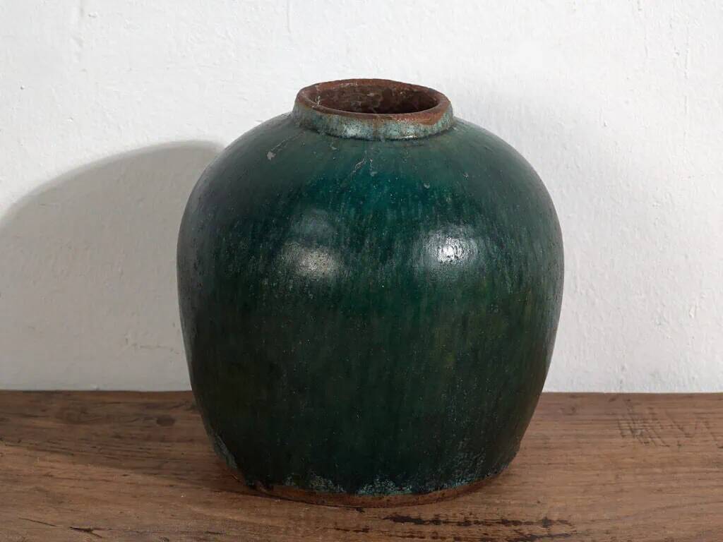 Antique stoneware vase (circa 1820) #40