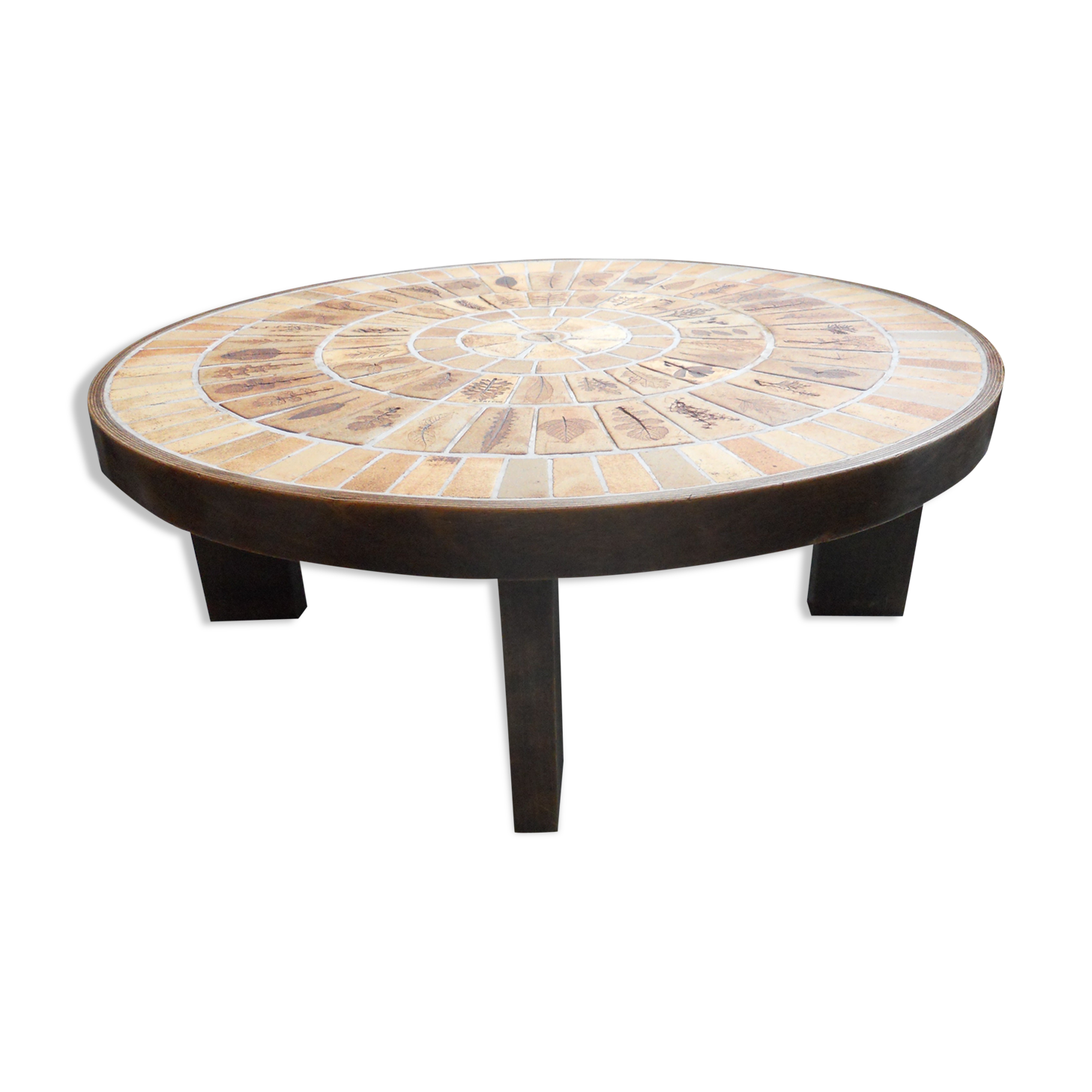 Round coffee table signed capron