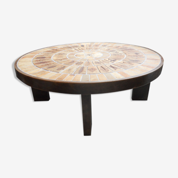 Round coffee table signed capron