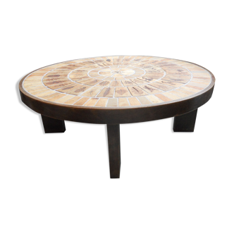 Round coffee table signed capron