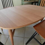 Scandinavian table adjustable and retractable Smørrebrød