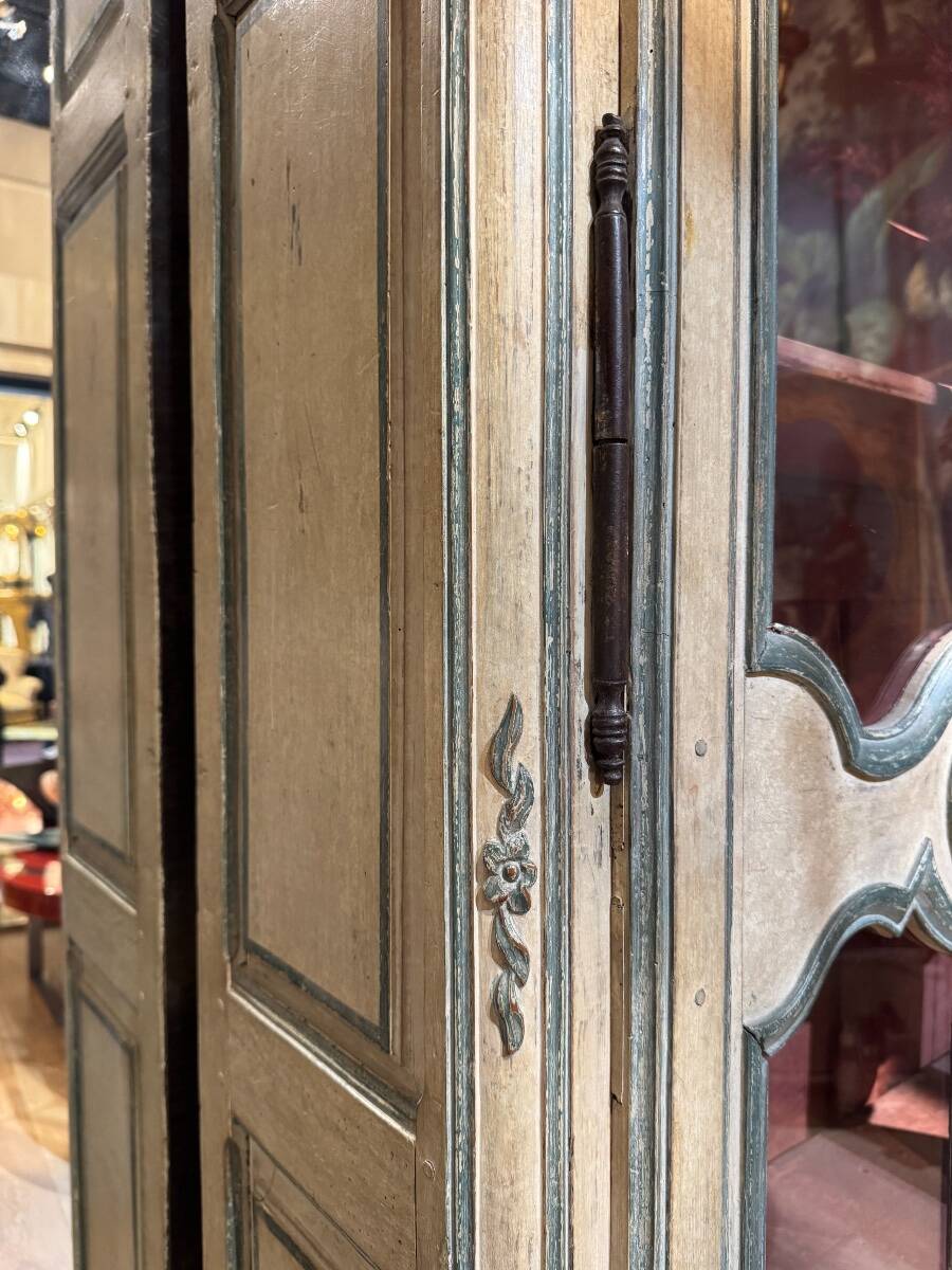 18th-century Provençal library in painted wood