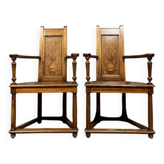Paire de fauteuils Renaissance dits "Caquetoires" en noyer et marqueterie époque circa 1850