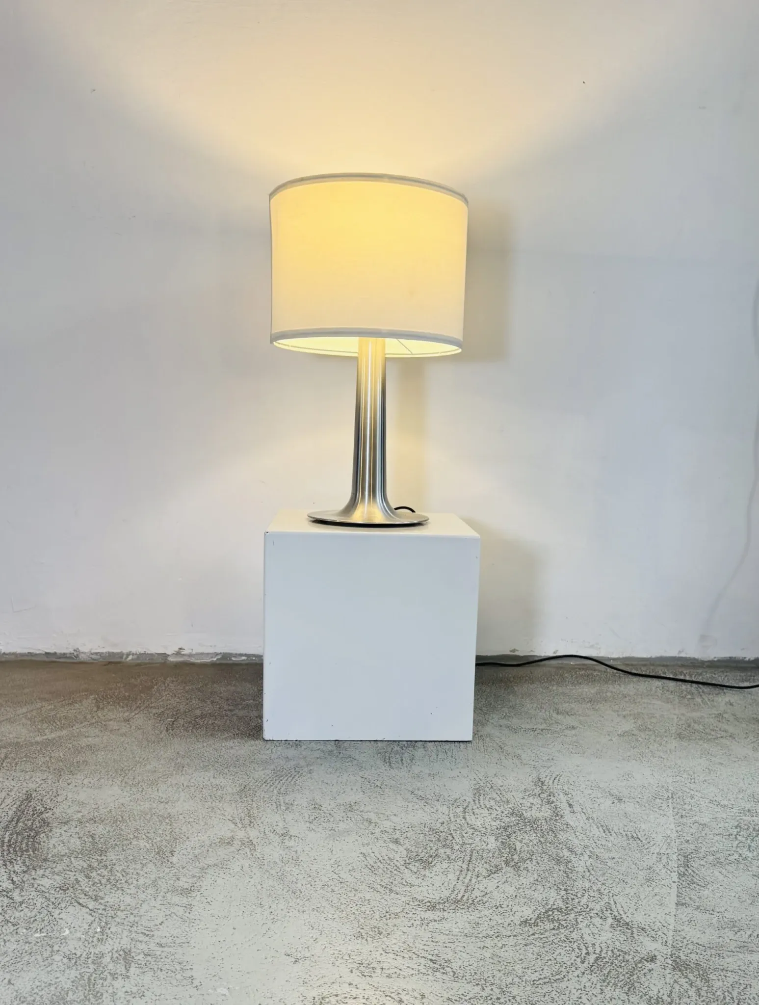 D-2097 Trumpet Table Lamp By Raak Amsterdam, The Netherlands, 1970S