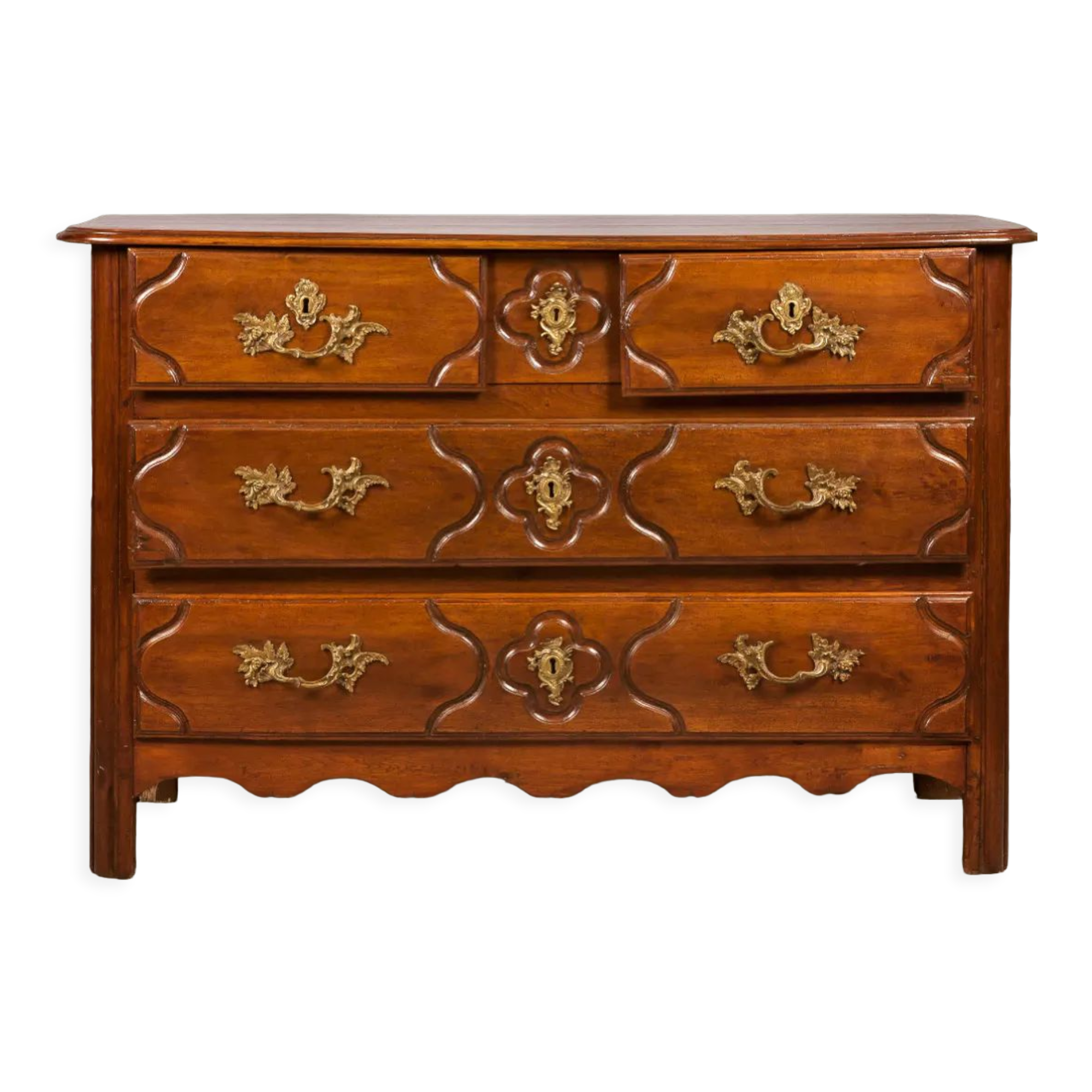 Chest of drawers in walnut eighteenth century