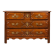 Chest of drawers in walnut eighteenth century