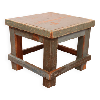 Table de chevet d’atelier en teck birman patine bleue d’origine