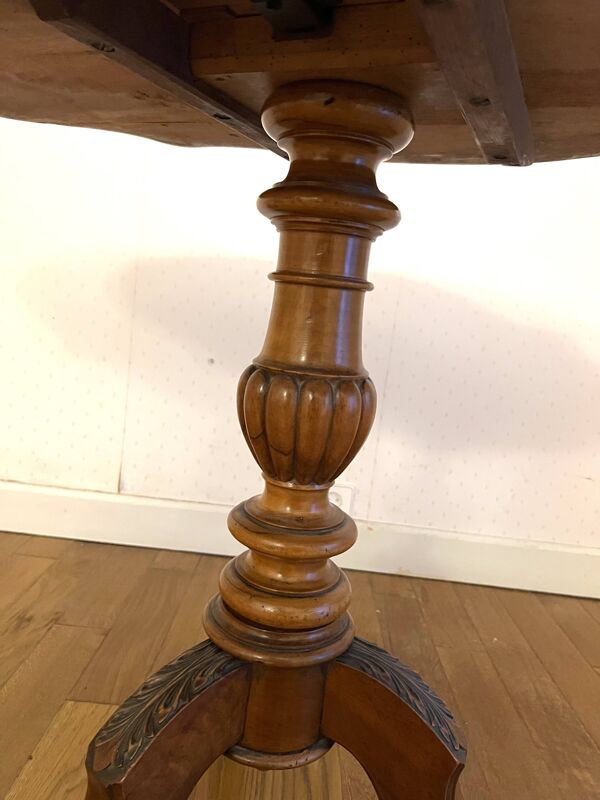 Guéridon, table violon tripode ovale en bois, style Napoléon III