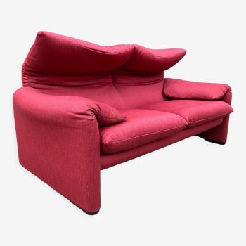 Sofa Cassina Maralunga 2-seater in red tissu