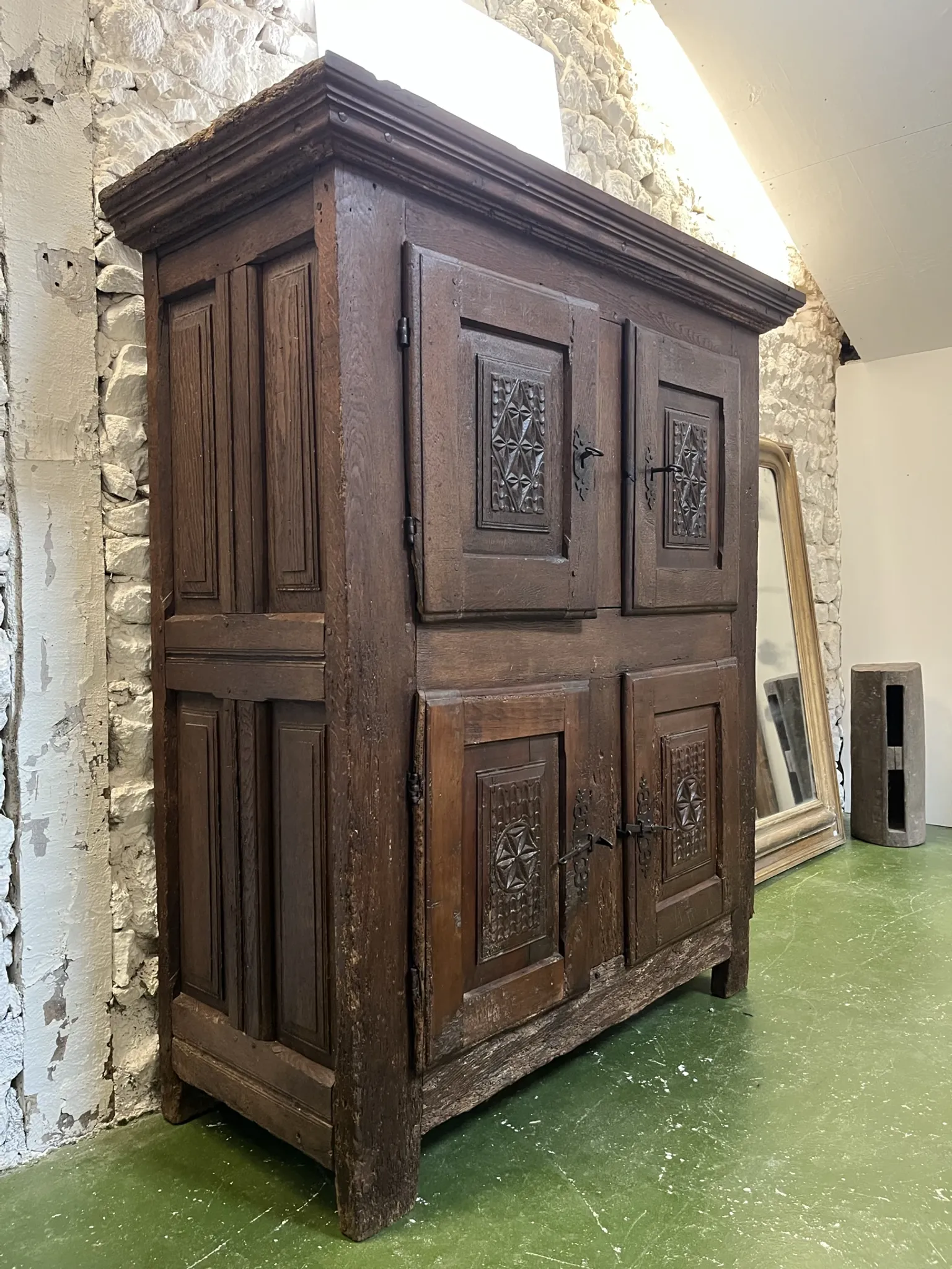 18th-century 4-door buffet