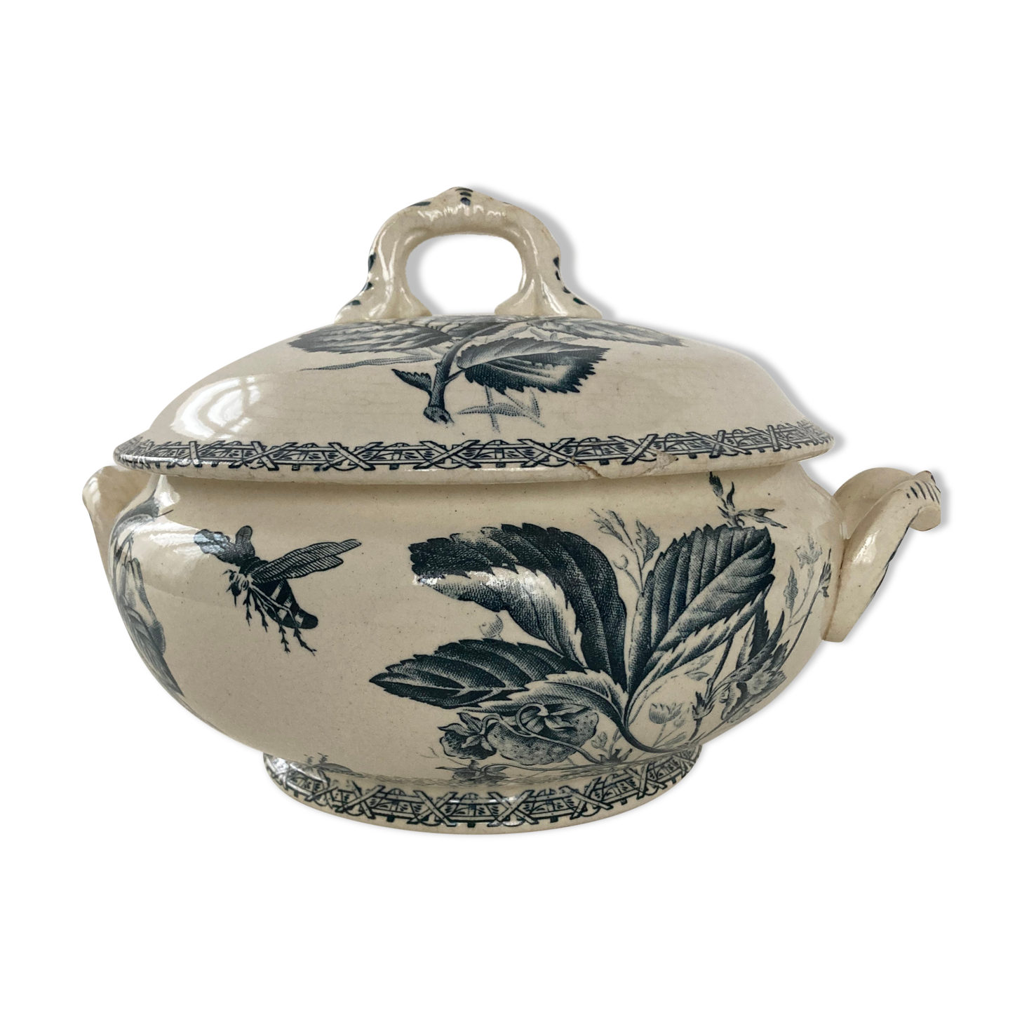 Soup pot in antique earthenware H.B/Choisy le roi