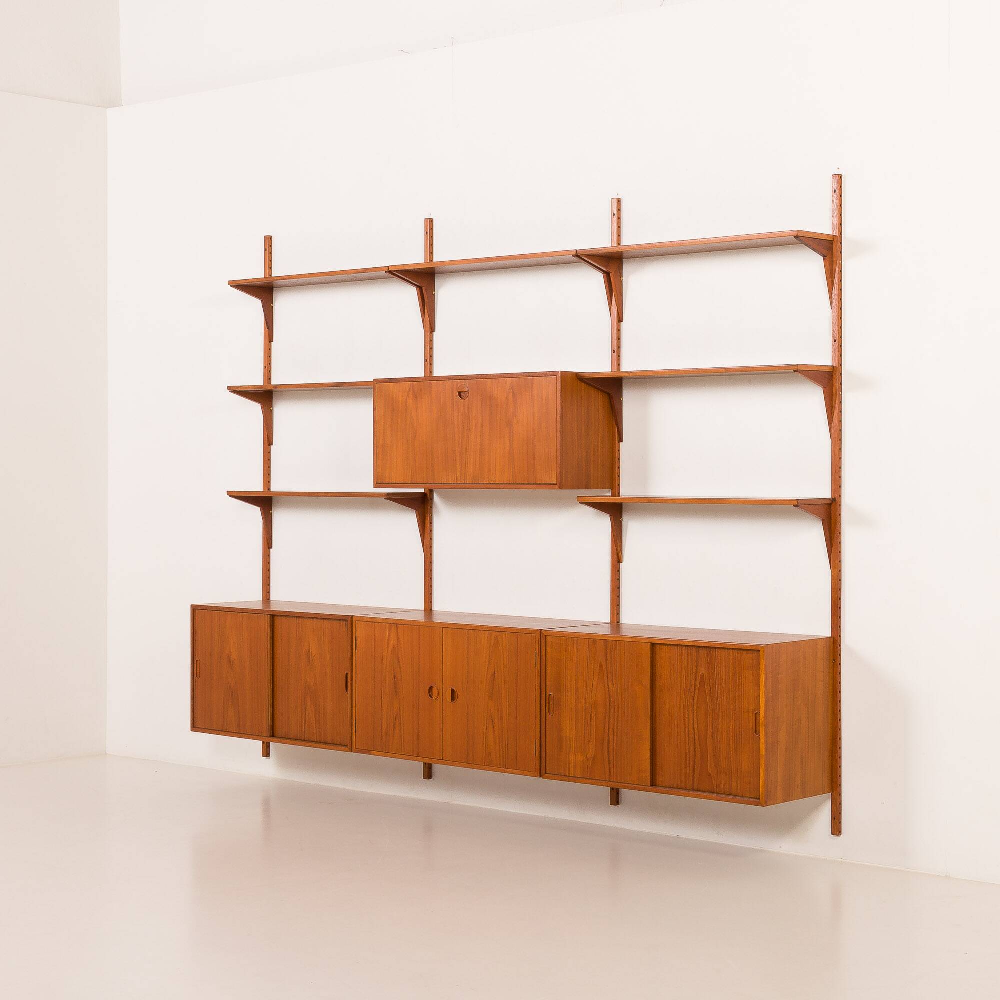 Hansen and Guldborg 3 bay teak wall unit, Denmark 1960s