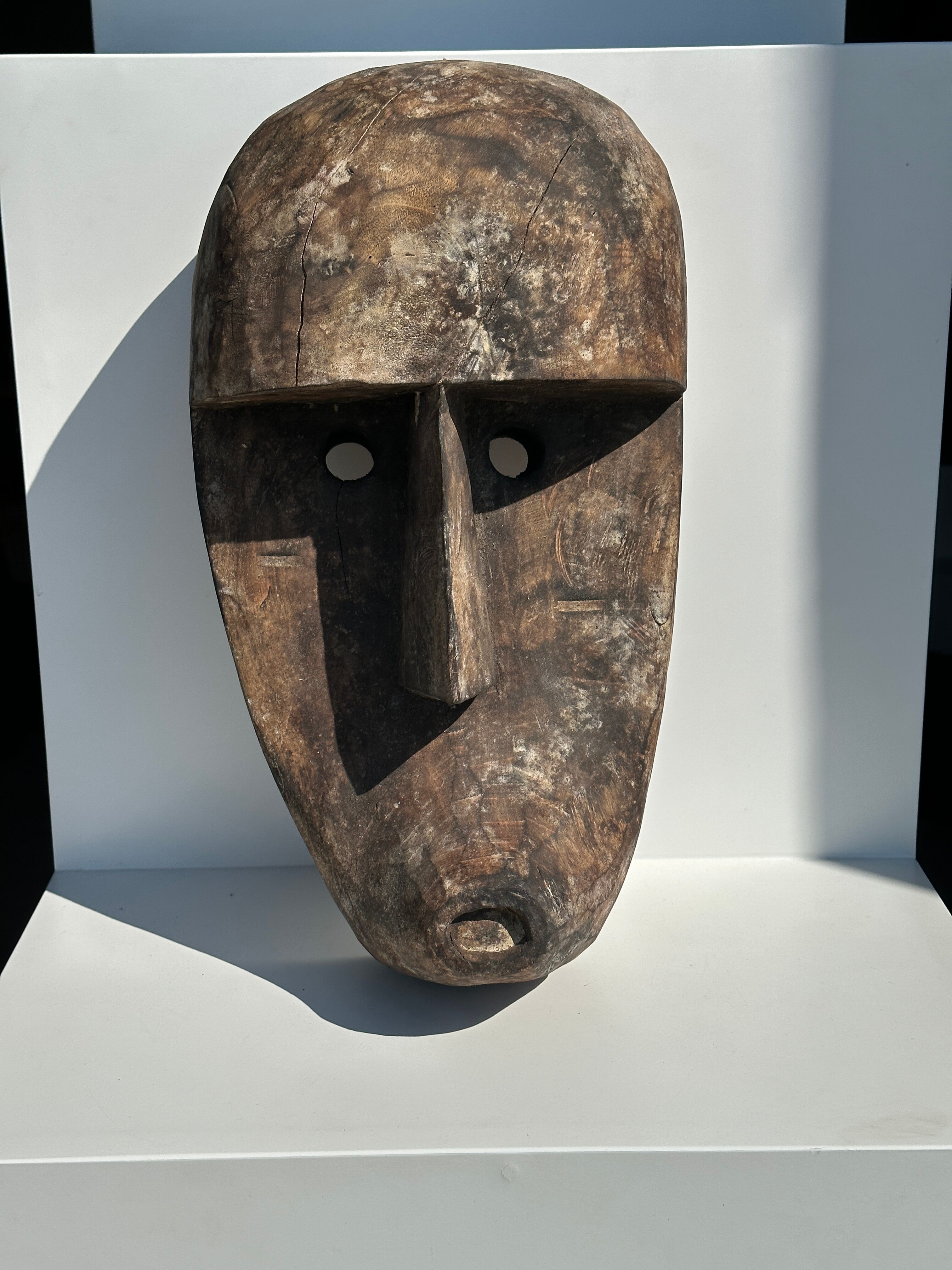 Large Timor mask in patinated wood H:50cm (1)