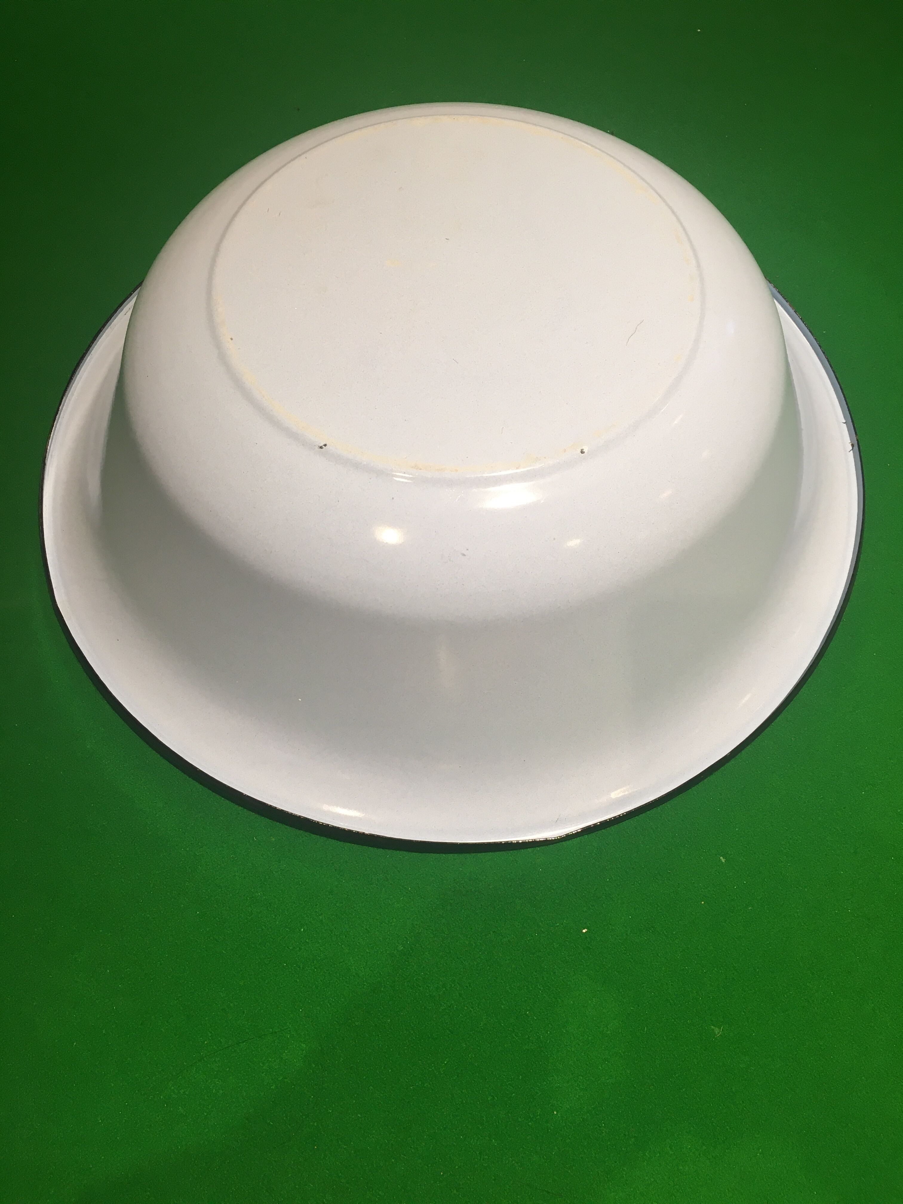 Light blue enamelled sheet metal basin