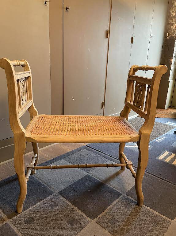 Cane bench "corridor" or piano.