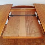Table ronde rénovée extensible scandinave