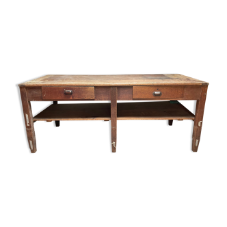 Old trade table in solid oak